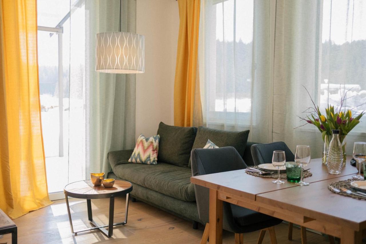 Forellenhof Appartements & Grossmutters Bungalow ลอยทัช ภายนอก รูปภาพ