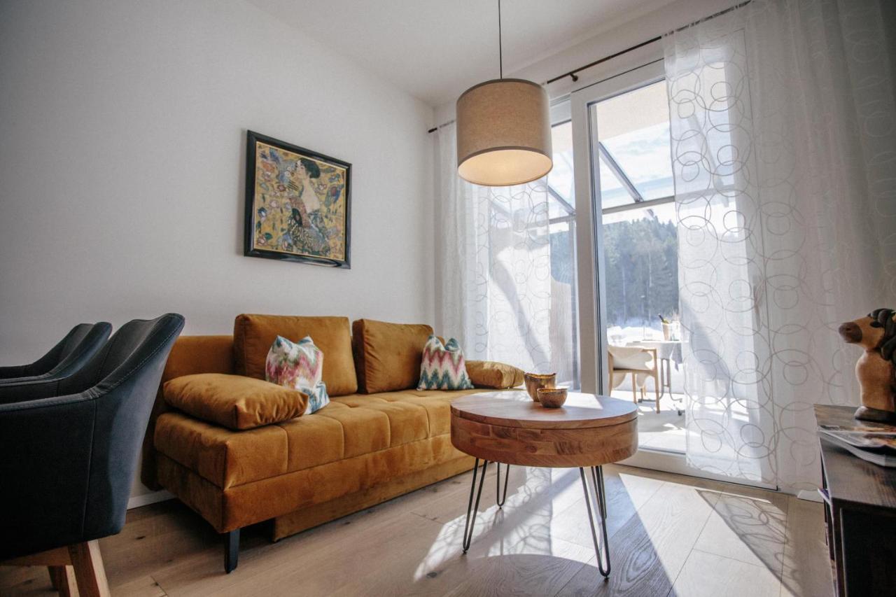 Forellenhof Appartements & Grossmutters Bungalow ลอยทัช ภายนอก รูปภาพ