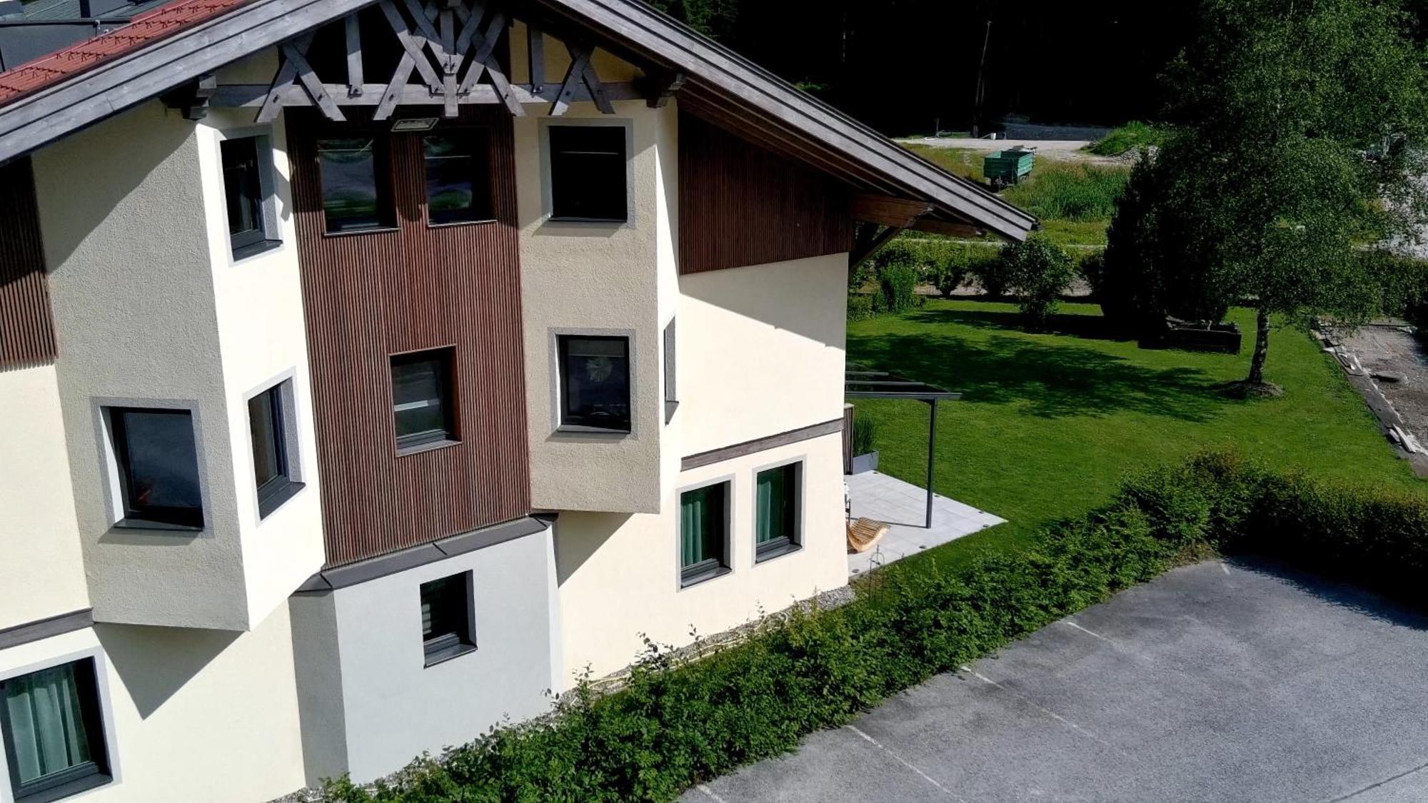 Forellenhof Appartements & Grossmutters Bungalow ลอยทัช ภายนอก รูปภาพ